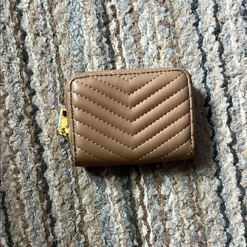 Elegant Tan Quilted Women's Wallet